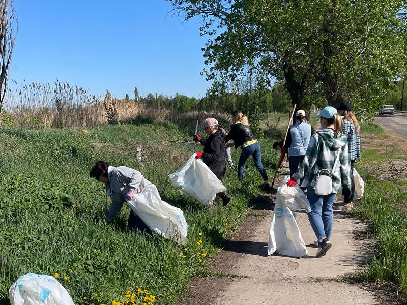 В 2024 году в рамках Всероссийской экологической акции «Вода России» на территории Луганской Народной Республики проведено 263 мероприятия по очистке берегов водных объектов от мусора..