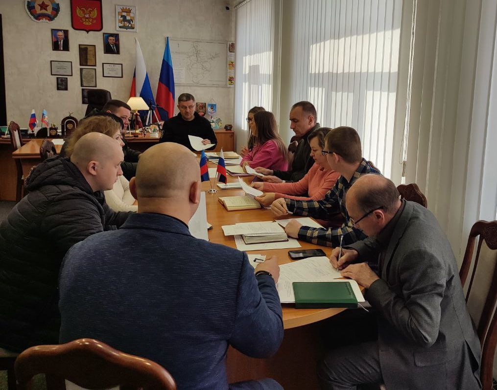 Глава округа провел заседание Антинаркотической комиссии при Администрации Старобельского муниципального округа.