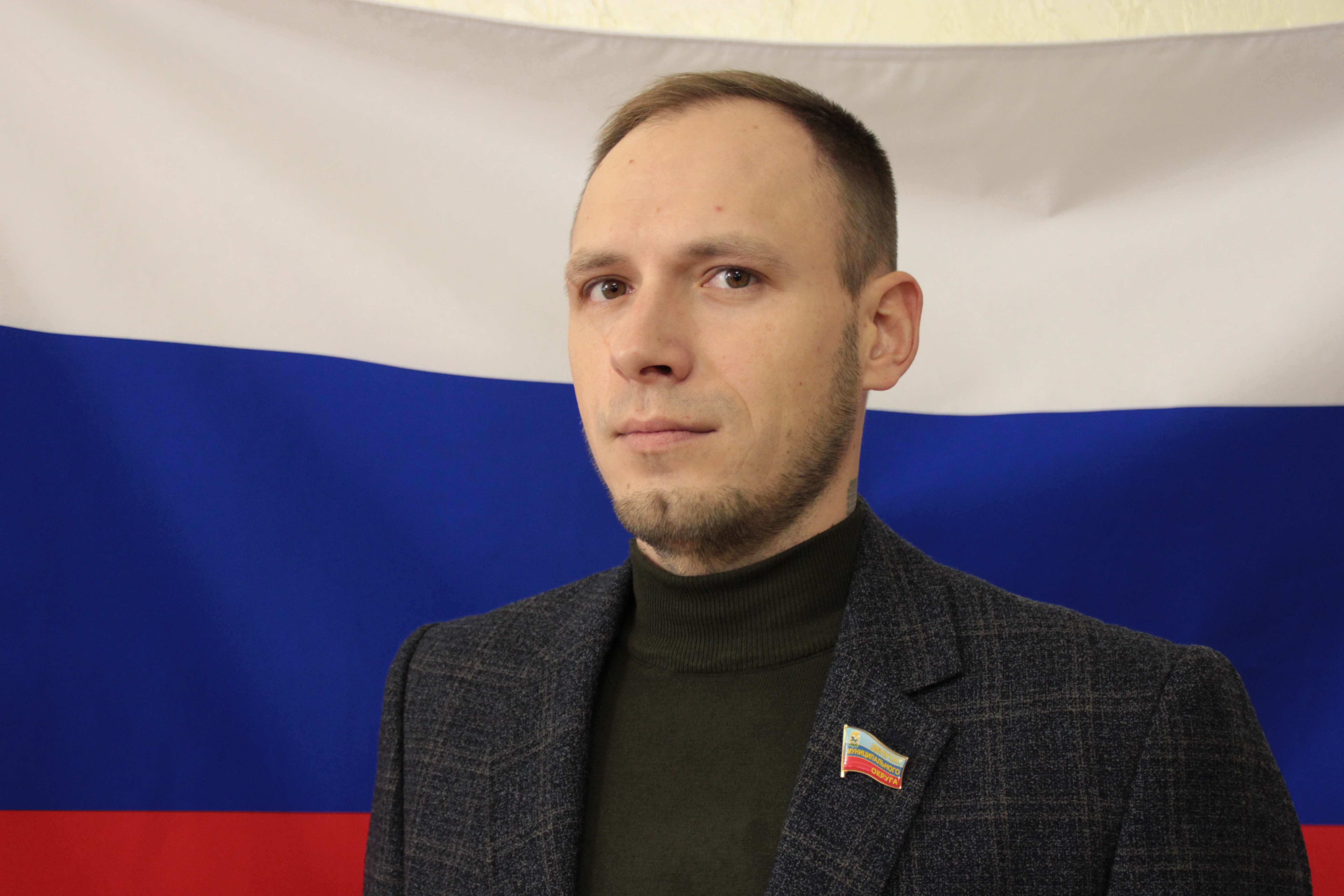 Попов Юрий Владимирович.